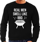 Real men smell like bbq / barbecue sweater zwart - cadeau trui voor heren - verjaardag/Vaderdag kado L