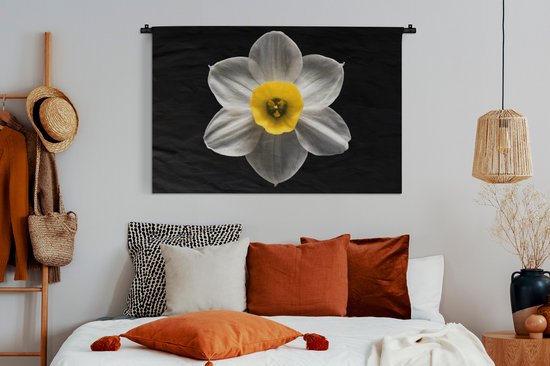 Tapisserie Plantes sur fond noir - Une fleur de jonquille blanche sur fond noir Tapisserie en coton 150x100 cm - Tapisserie avec photo
