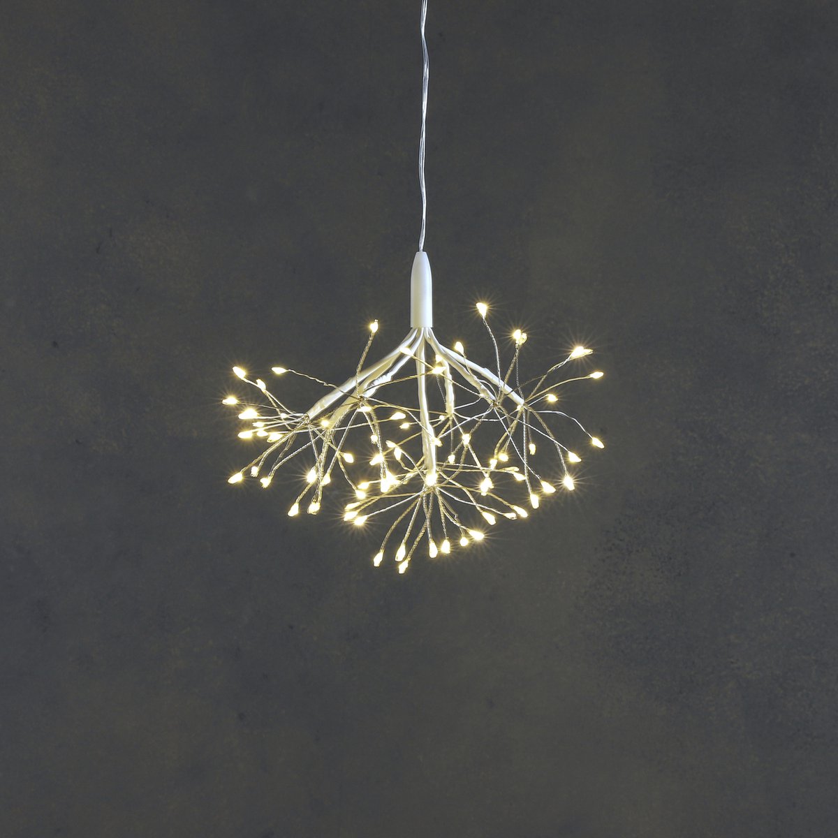 Luca Lighting - Dandelion hangend zilver twinkling classic wit 80led met outdoor batterij box en timer - d30cm - Woonaccessoires en seizoensgebondendecoratie - Kerst - Kerstverlichitng - Kerstbloem - Warm wit