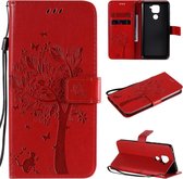 Voor Xiaomi Redmi Note 9 Tree & Cat reliÃ«fpatroon Horizontale flip lederen tas met houder & kaartsleuven & portemonnee & lanyard (rood)