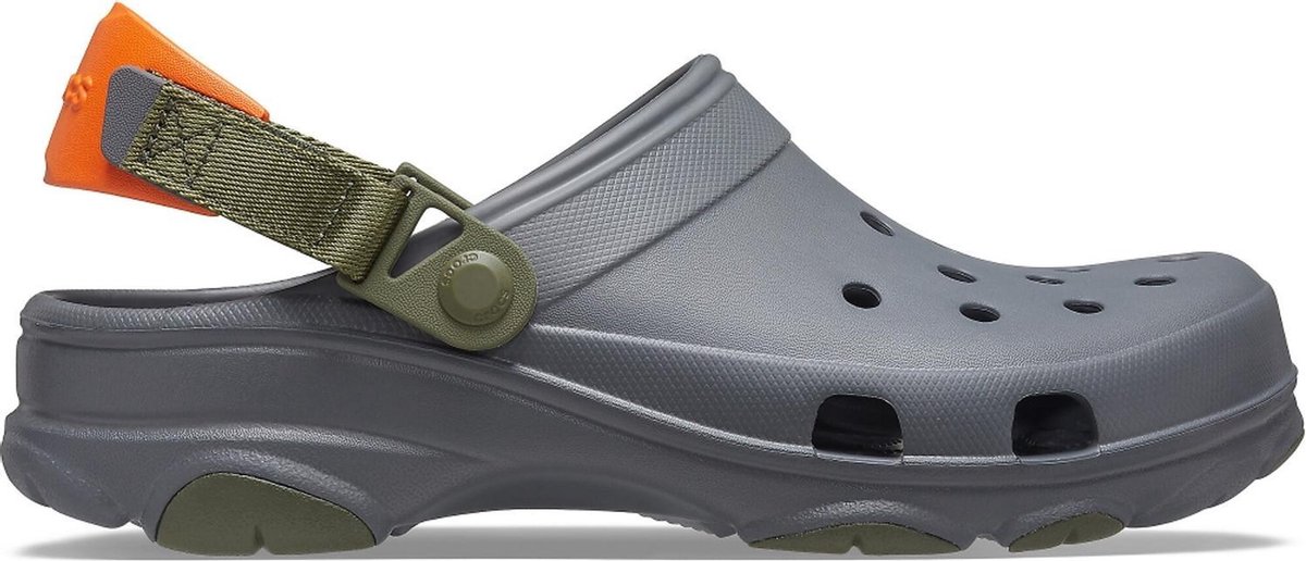 Crocs™ Klassieke All-terrain Klomp K in het Grijs Dames Schoenen voor voor Platte schoenen voor Pantoffels 