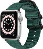 iMoshion Bandje Geschikt voor Apple Watch Bandje Series 1 / 2 / 3 / 4 / 5 / 6 / 7 / 8 / 9 / SE - 38 / 40 / 41 mm - iMoshion Nylon band - Donkergroen