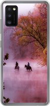Telefoonhoesje Geschikt voor Samsung Galaxy A41 hoesje - Paarden - Mist - Bos - Siliconen Telefoonhoesje
