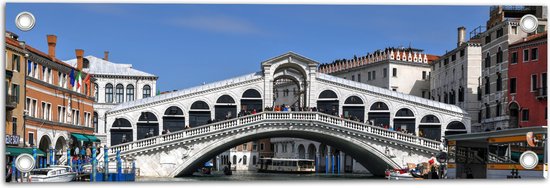 Tuinposter – Blauwe Lucht boven Rialto Brug in Venetië, Italië - 60x20 cm Foto op Tuinposter (wanddecoratie voor buiten en binnen)