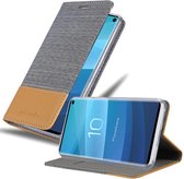 Cadorabo Hoesje geschikt voor Samsung Galaxy S10 5G in LICHTGRIJS BRUIN - Beschermhoes met magnetische sluiting, standfunctie en kaartvakje Book Case Cover Etui