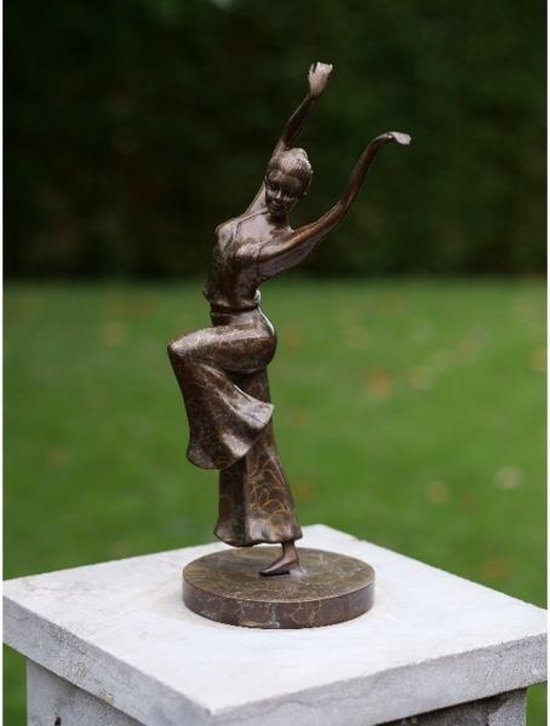 Leed vrije tijd hun Beeld brons - Tuinbeeld - Dansende vrouw - 32 cm hoog | bol.com