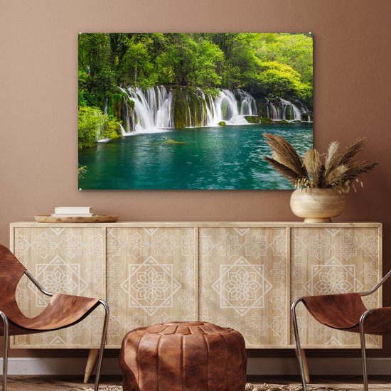 Nature verdoyante au-dessus des chutes d'eau dans le parc national d'Erawan Plexiglas 120x80 cm - Tirage photo sur verre (décoration murale en plexiglas)