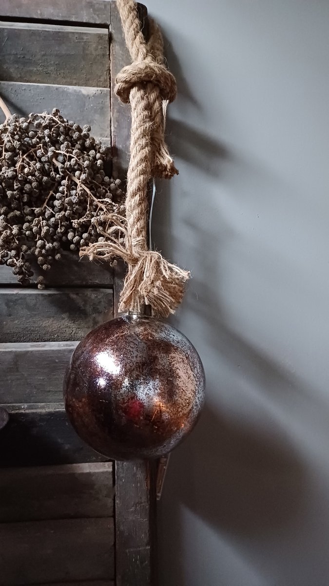 Daan kromhout Sfeer bal decoratie met led en touw ( 100 cm) middel doorsnee 15 cm