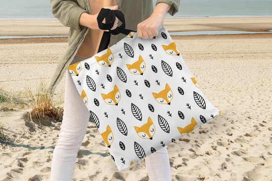 MuchoWow® Schoudertas - Strandtas - Big Shopper - Boodschappentas - Vos - Scandinavisch - Kinderen - Bladeren - Patronen - 40x40 cm - Katoenen tas