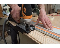 Triton Decoupeerzaag, 750 Watt TJS001