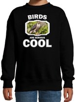 Dieren vogels sweater zwart kinderen - birds are serious cool trui jongens/ meisjes - cadeau havik roofvogel/ vogels liefhebber - kinderkleding / kleding 110/116