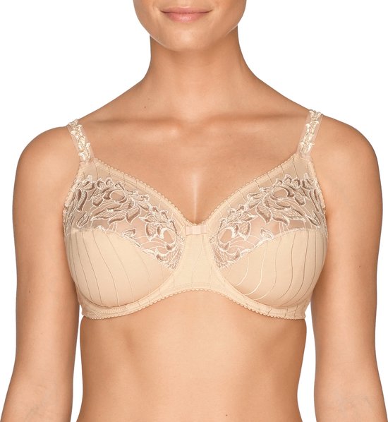 Beige PrimaDonna beugel bh met beige kanten details en geborduurde bloemen. Lichte strepen op de cups.