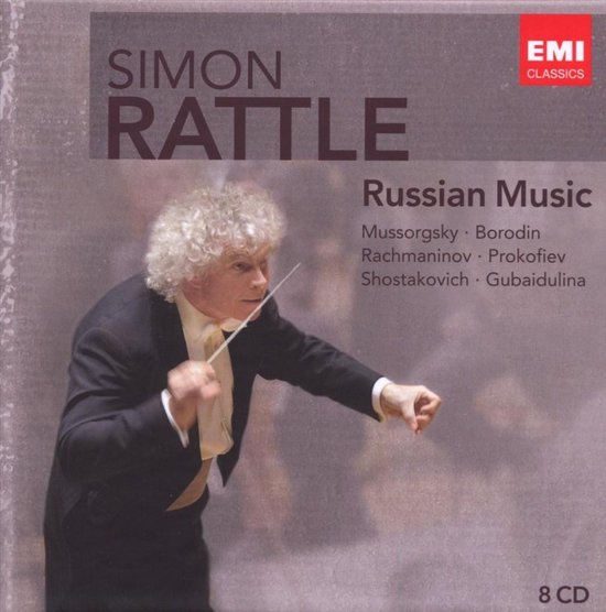 Dirigent Simon Rattle met wandelstok voor de 'Sir Simon Rattle - Russian Music' cd-hoes.