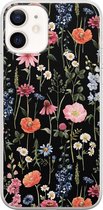 iPhone 12 hoesje siliconen - Dark flowers - Soft Case Telefoonhoesje - Bloemen - Transparant, Zwart