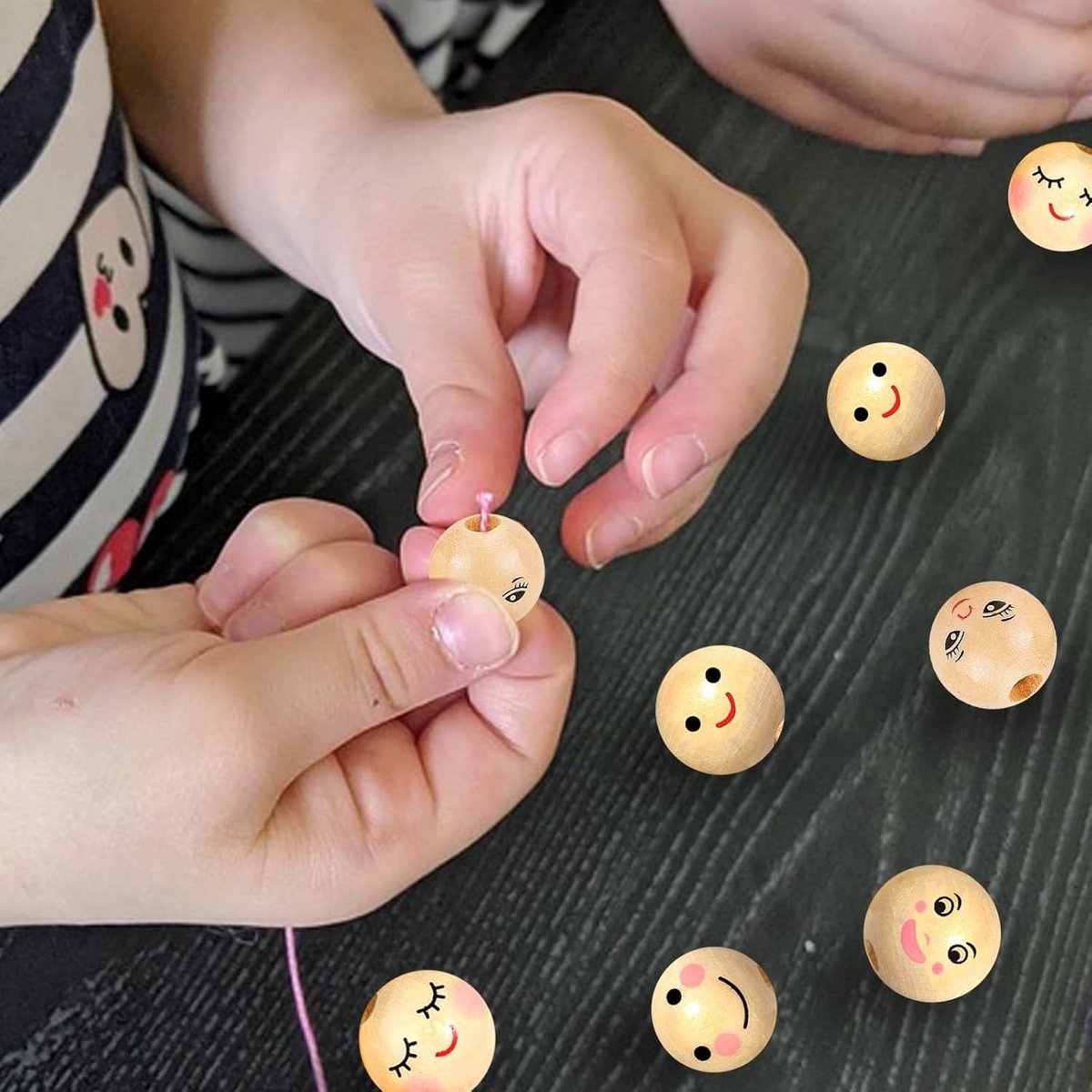 MIYUANGKJ 100 stuks houten kralen met smiley gezicht, 20 mm, creatieve ronde kralen, kralen voor kinderen, kralen voor het maken van sieraden (EYE