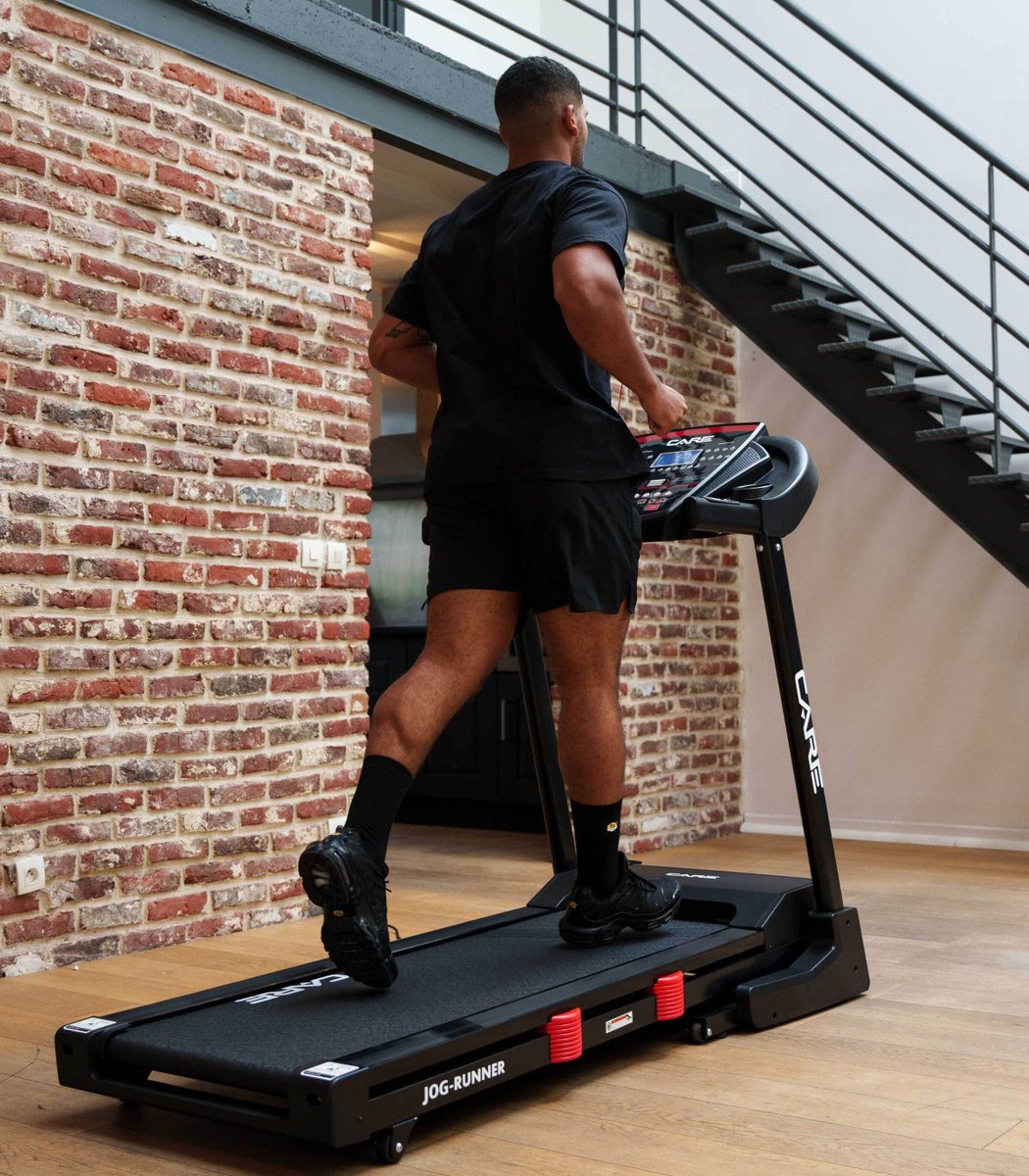 CARE JOG RUNNER - Connected en opvouwbare loopband - Maximale snelheid 18 km/u - 25 programma’s - Gemotoriseerde helling tot max. 9% - Voor thuisgebruik thumbnail 4