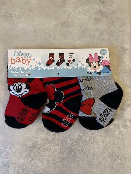 Maminobaby.nl - Minnie mouse Babygeschenkset - Kraamcadeau - Babyshower - Pyjama - Bijtring - Handgemaakte Speenkoord/haarclip/haarband - Sokjes - Babyslofjes - Sweater & legging - Slabbetjes — afbeelding 5