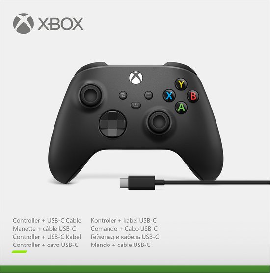 Zwarte Xbox controller met USB-C kabel, in verpakking.
