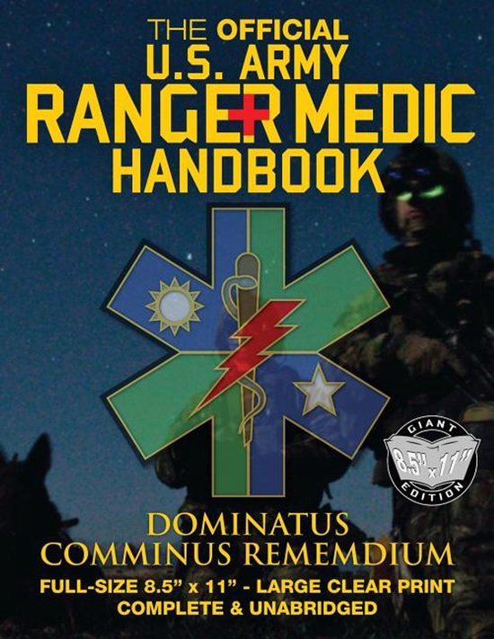 De officiële U.S. Army Ranger Medic Handbook, grote editie, met een ster-symbool en een ranger op de achtergrond.