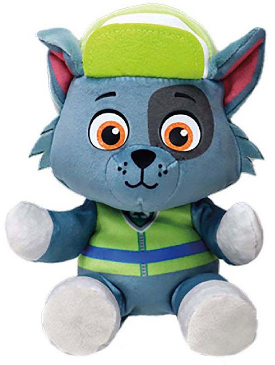 Grijze Paw Patrol knuffel Rocky met groene helm, vest en oranje ogen.