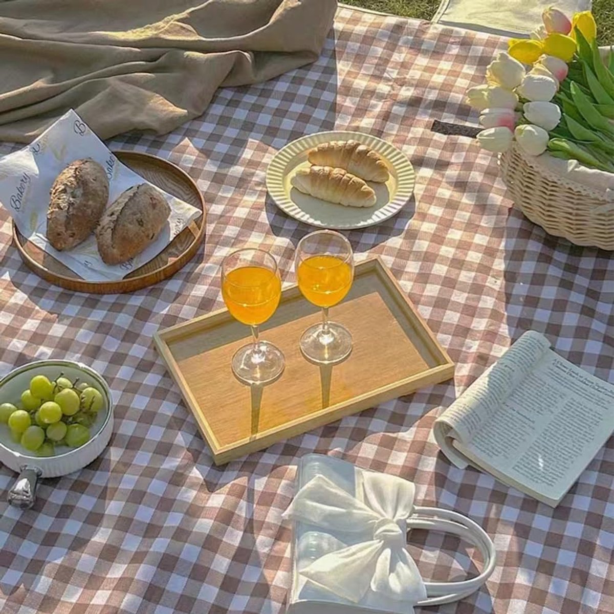 Stranddeken - Picknickdeken voor buiten - Vochtbestendige picknickmat van Oxford-stof - Opvouwbaar en lichtgewicht - Draagbare waterdichte tentmat - 150*100 cm - Bruin — cadeau in Sport & Outdoor - foto 5