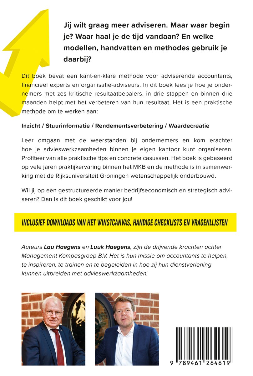 Boek met gele pijl omhoog, tekst 'Adviseren voor accountants' en foto's van Lau Hoegens en Luuk Hoegens.