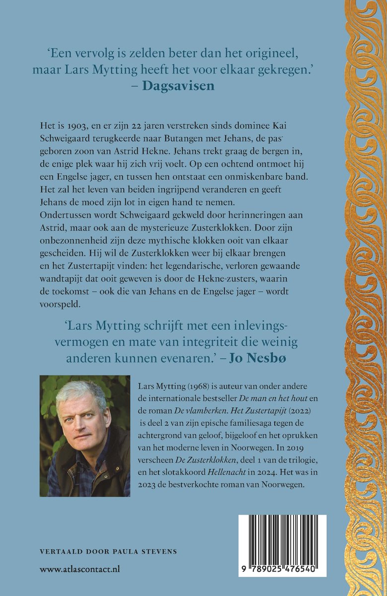 Boek "Het Zustertapijt" van Lars Mytting. Achterflap met recensies en auteursfoto.