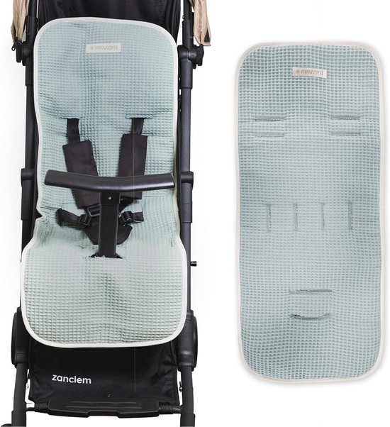 Foto: Ademend zitkussen voor kinderwagen perfect voor zomerse wandelingen