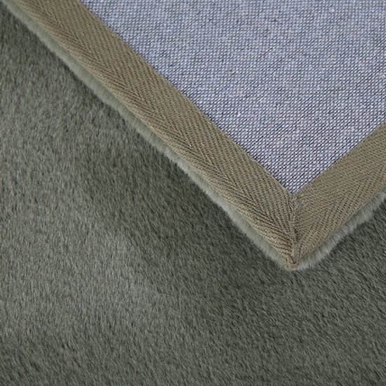 Tapis moelleux super doux vert foncé 120 x 170 cm Moonay Home
