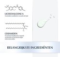 Chemische structuren van Licocalchalone A en Ceramiden, met een witte schelp met crèmedruppels ernaast.