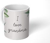 Mok - Koffiemok - Spreuken - Quotes I Love Grandma - Oma - Moederdag - Bloemen - Cadeau - Mokken - 350 ML - Beker - Koffiemokken - Theemok - Mok met tekst