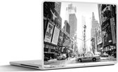 Laptop sticker - 17.3 inch - New York - Auto - Taxi - Zwart - Wit - 40x30cm - Laptopstickers - Laptop skin - Cover
