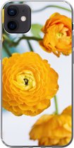 Geschikt voor iPhone 12 mini hoesje - Bloemen - Buiten - Oranje - Siliconen Telefoonhoesje