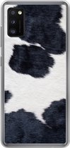Geschikt voor Samsung Galaxy A41 hoesje - Afbeelding van een zwart-witte koeienhuid - Siliconen Telefoonhoesje