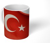 Mok - De vlag van Turkije wappert in de wind - 350 ML - Beker