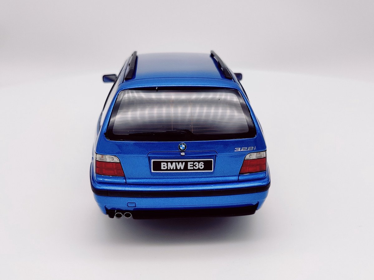 Miniature neuve BMW Série 3 E36 Touring 328I M Pack bleue 1