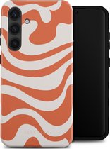 Selencia Hoesje Geschikt voor Samsung Galaxy S24 Plus Hoesje - Selencia Vivid Backcover - Dream Swirl Orange
