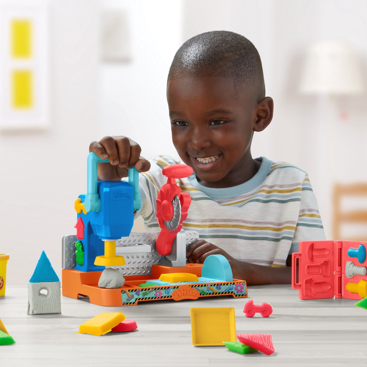 Play-Doh Stempelen en Zagen Speelset - Boetseerklei - Kindergereedschap — afbeelding 4