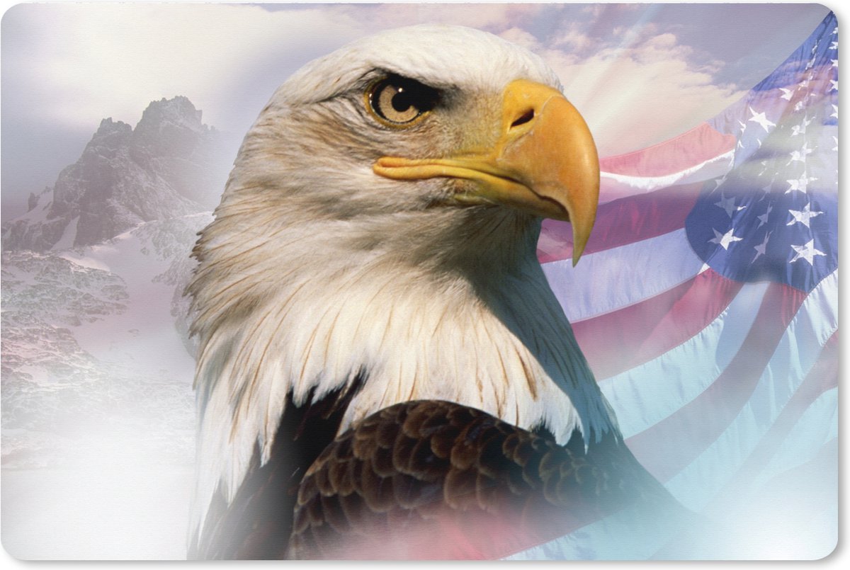 Muismat XXL 120x80 cm - Bureau onderlegger - Bureau mat Een Amerikaanse zeearend met een Amerikaanse vlag en bergen - Bureaumat - Gaming mousepad xl - Bureaulegger groot - Computer deskmat