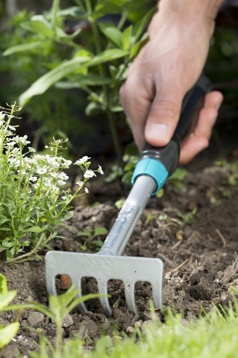 Gardena Petit râteau à main - largeur de travail 8,5cm - garantie 25 ans