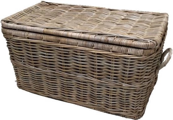 Panier gris en rotin avec couvercle, tressé avec poignées.