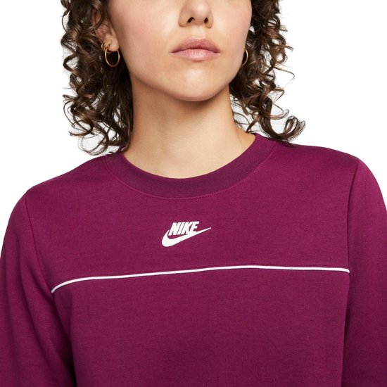 nike essential women's crew sweatshirt