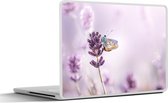 Laptop sticker - 15.6 inch - Lavendel - Vlinder - Close-up - Paars - 36x27,5cm - Laptopstickers - Laptop skin - Cover