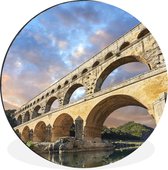 WallCircle - Wandcirkel - Muurcirkel - Kleurrijke lucht boven Pont du Gard in Frankrijk - Aluminium - Dibond - ⌀ 60 cm - Binnen en Buiten