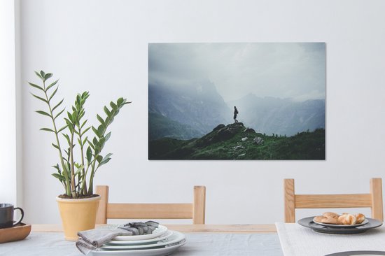 Tableau sur toile Randonneur solitaire dans les Alpes suisses - 90x60 cm - Décoration murale