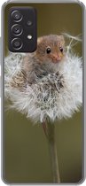 Geschikt voor Samsung Galaxy A33 5G hoesje - Muis - Jong - Bloemen - Siliconen Telefoonhoesje