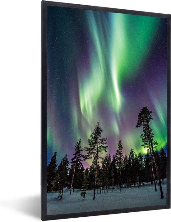 Fotolijst incl. Poster - Een schitterend noorderlicht boven het Zweedse Lapland - 80x120 cm - Posterlijst