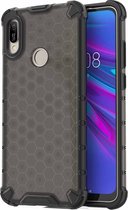 Huawei Y6s Hoesje - Mobigear - Honeycomb Serie - Hard Kunststof Backcover - Zwart - Hoesje Geschikt Voor Huawei Y6s