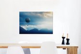 Canvas Schilderij Luchtballon - Berg - Blauw - 60x40 cm - Wanddecoratie