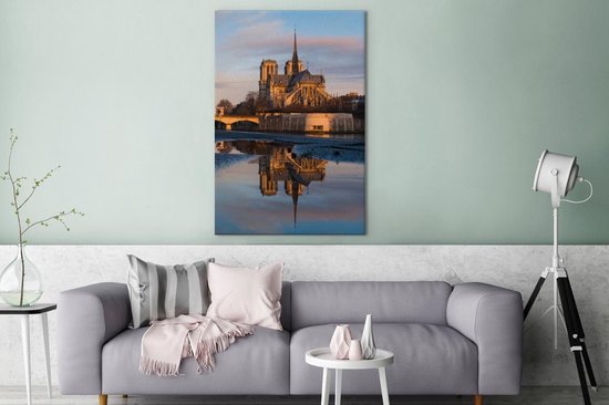 Canvas schilderij 120x180 cm - Wanddecoratie De Notre Dame kathedraal weerspiegelt in het water in Parijs - Muurdecoratie woonkamer - Slaapkamer decoratie - Kamer accessoires - Schilderijen